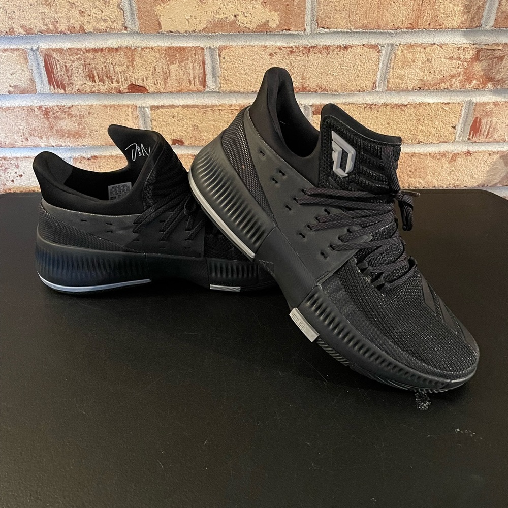 Adidas Dame 3 “Lights Out” black sz 11.5